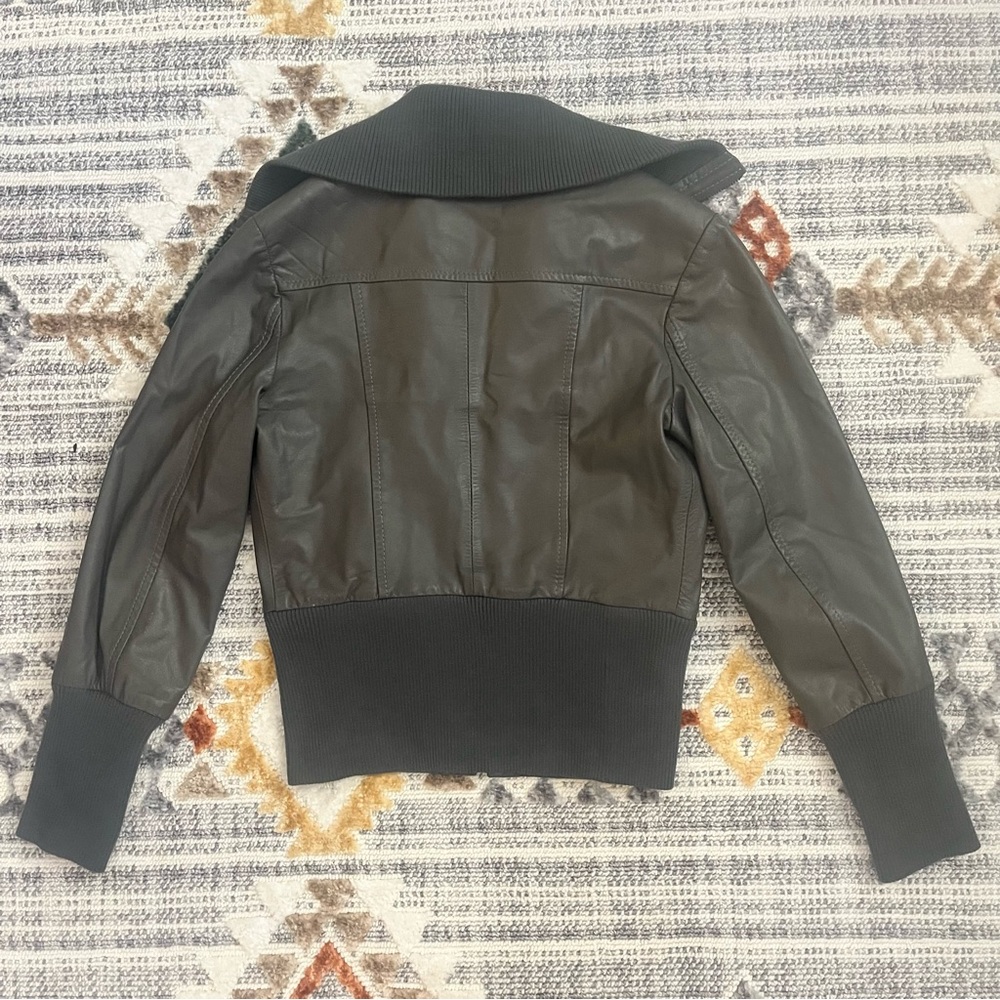 Cropped gray leather motorcycle jacket - Picture 2 of 9